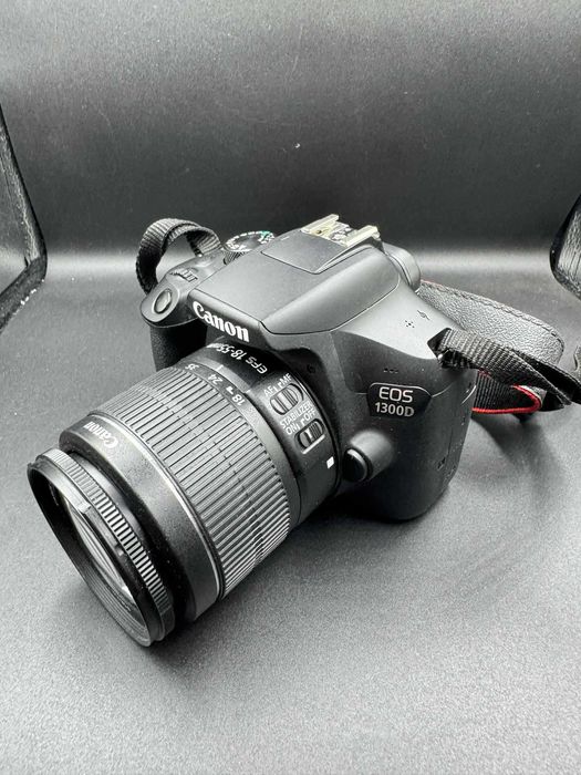 Hope Amanet P5-Aparat Foto Canon EOS 1300 D + Obiectiv EFS 18-55MM