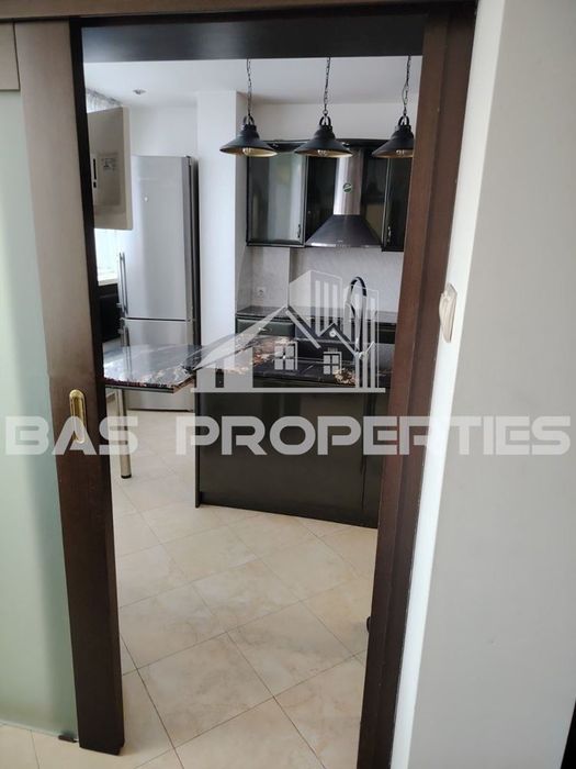 Продава се Многостаен апартамент в София, Банишора - 105 кв.м за 1564 €/кв.м - Снимка #1