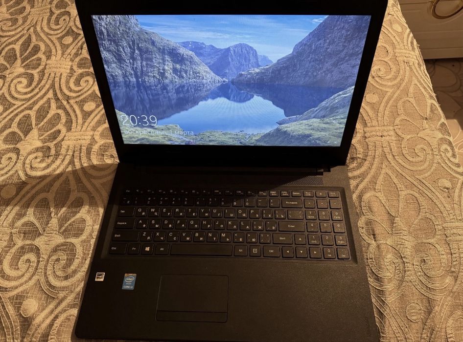 Ноутбук для работы и учебы