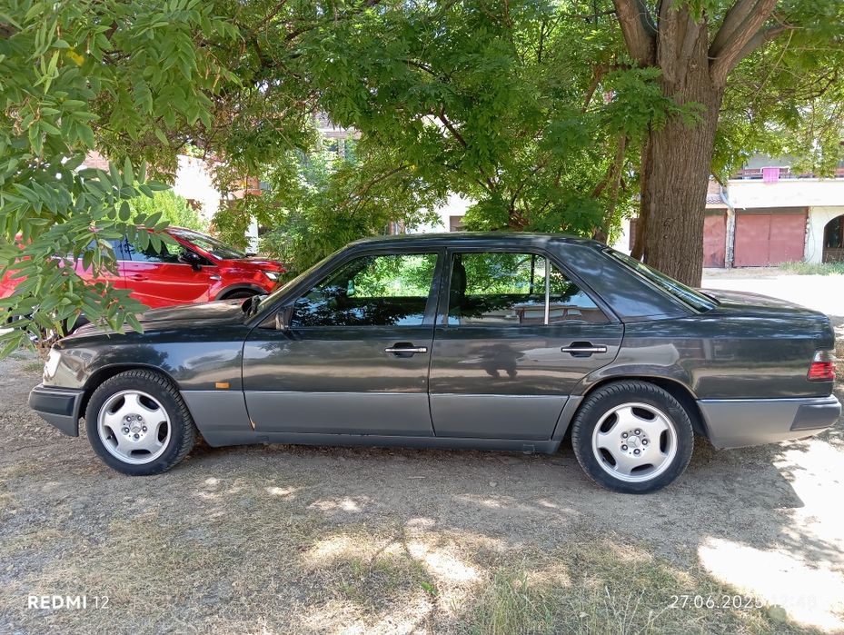 Mercedes-Benz 124, Е200 Седан

E 200, Седан, Употребяван, Казанлък