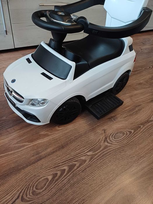 Кола Ride-On Mercedes Бял