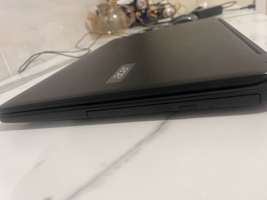 Продам ноутбук фирма Асер