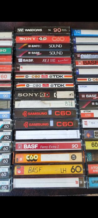 Аудио касети 100 броя