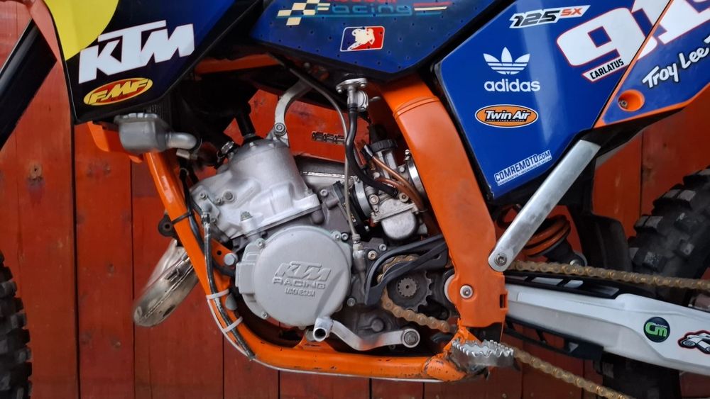 KTM SX-125cc 2T.