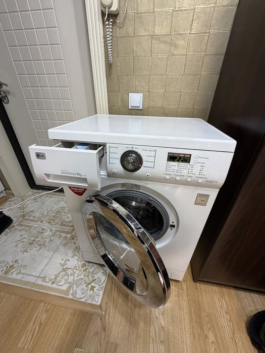 Стиральная машина продам