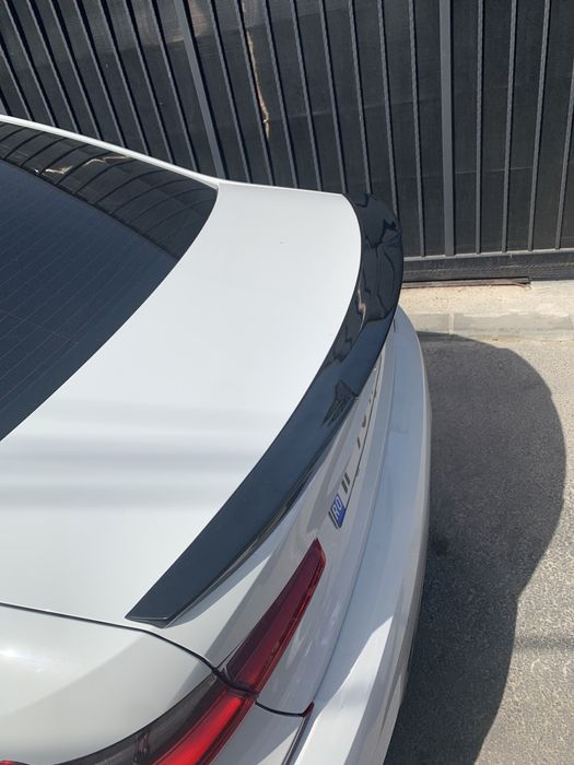 Negru Lucios Eleron Lip Codita Portbagaj BMW G20 G30 M4 style