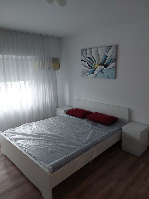 Vand garsoniera 42 mp, renovata , langa Piata Alba-Iulia, mall Vitan