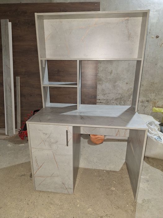 Компьютерный стол Новые, Янги Рабочий стол