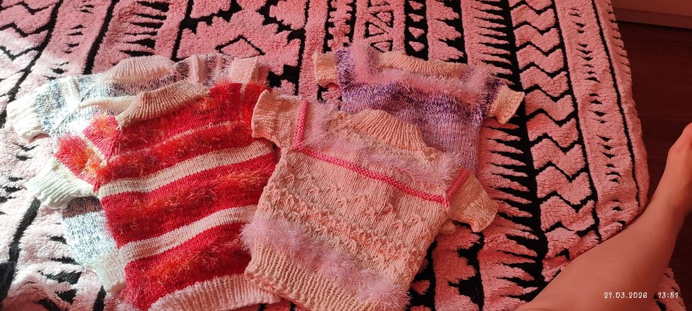 Жилетки теплые вязаные