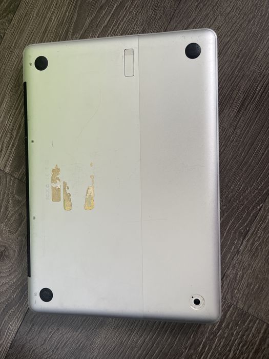 Vand macbook late 2009 perfect functional