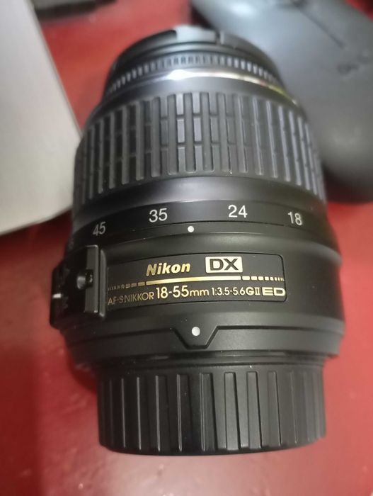 Obiectiv Nikon 18-55mm, conditie perfecta, putin folosit.