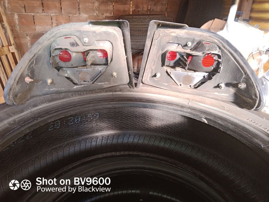 Задни стопове SAAB 93