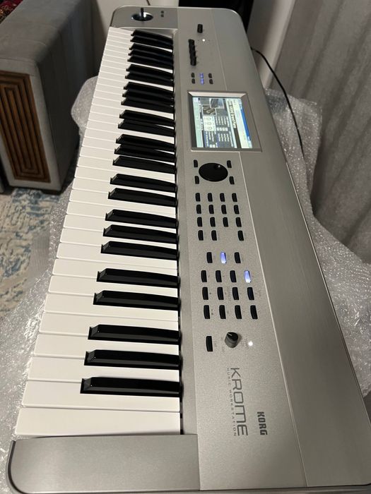 Korg krome yangi 100%
