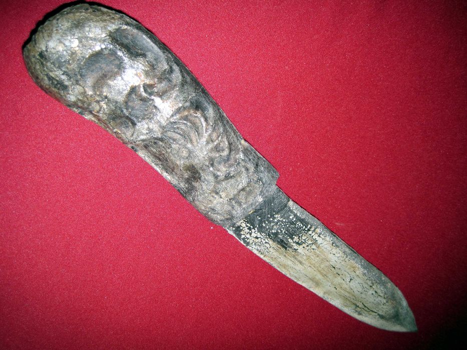 Зомби нож, кама, театрален, филмов реквизит от гума и дърво