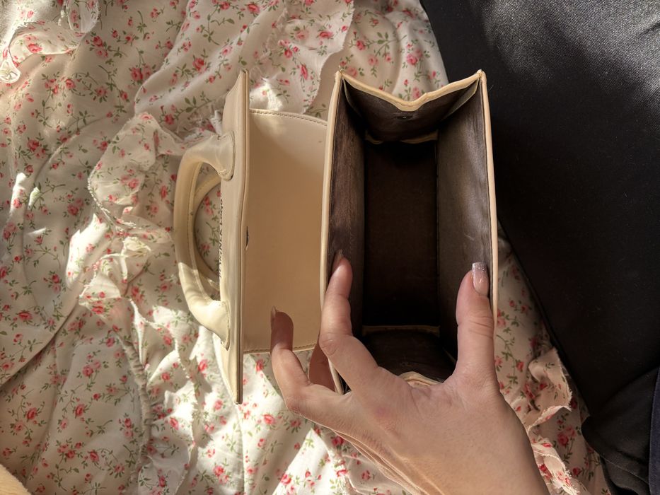 Дамска чанта