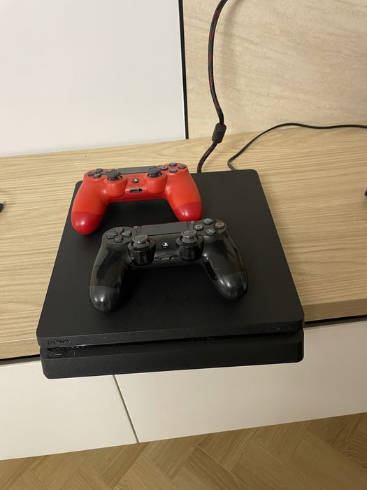 PlayStation 4 Slim срочно