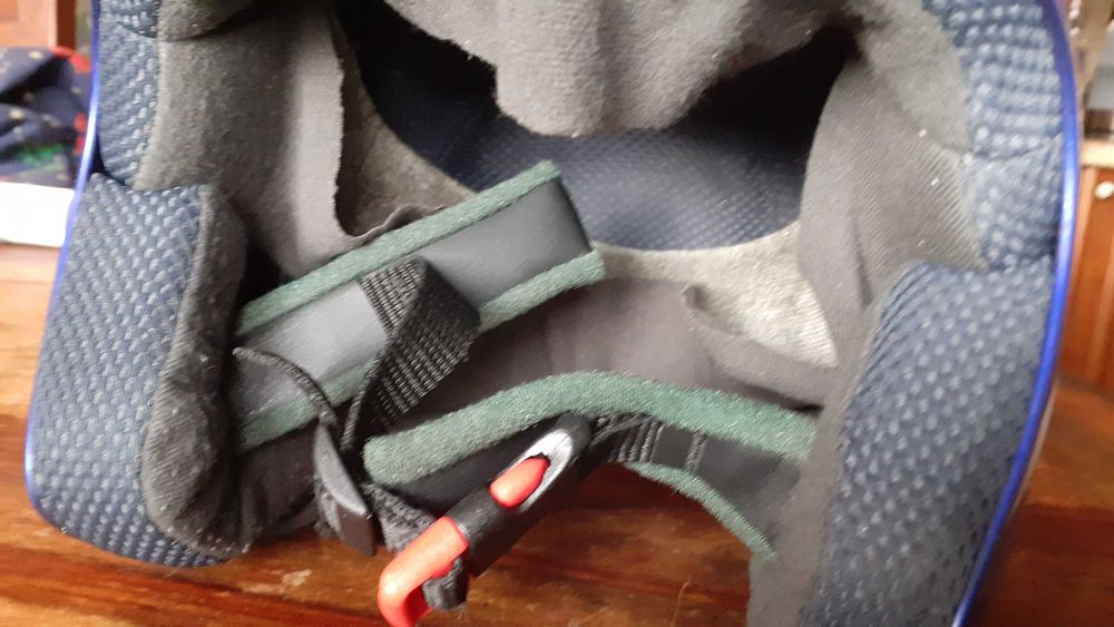 ски каска детска Росиньол Rossignol, обиколка на главата около 55