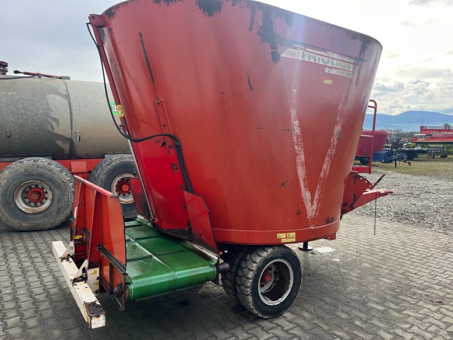 Remorca tehnologica/furajera Siloking / Trioliet  10m3