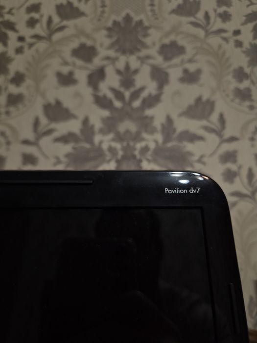Ноутбук HP Pavillion dv7