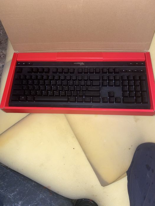 Tastatura.