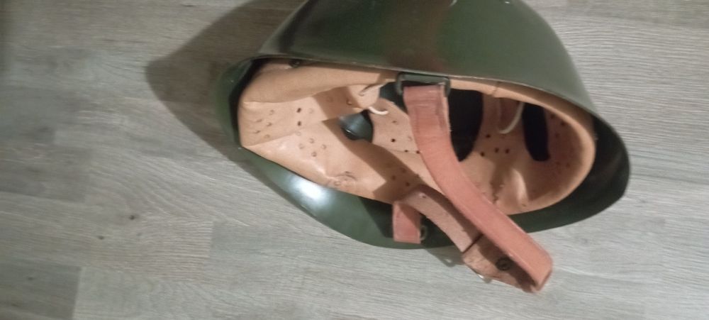Военни каски нови