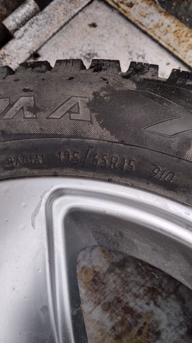 Продам колеса стояли мазда кронус