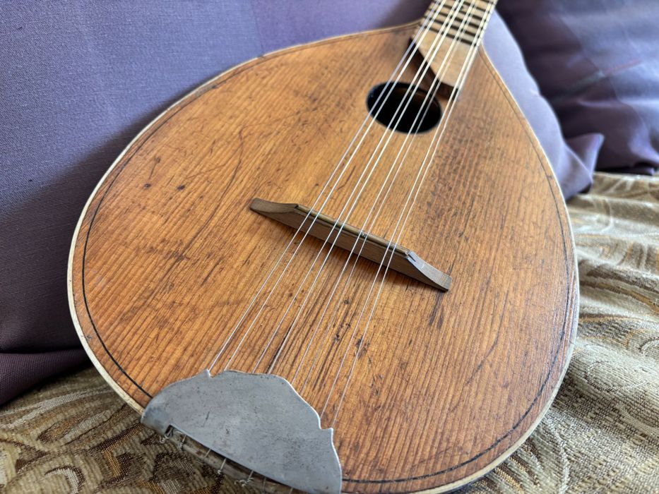 Стара българска тамбура