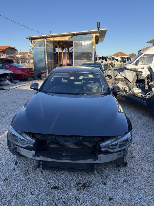 BMW 330e На Части