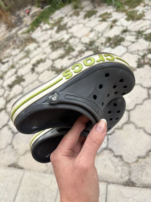 Детская обувь. Кроссовки и Crocs