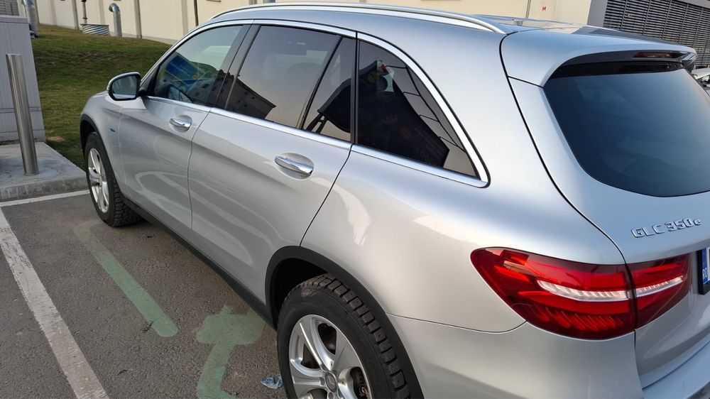 Mercedes GLC SUV 350e 4MATIC Plug-in Hibrid - 320CP-FULL