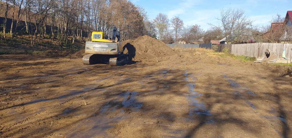Excavator Volvo EC210