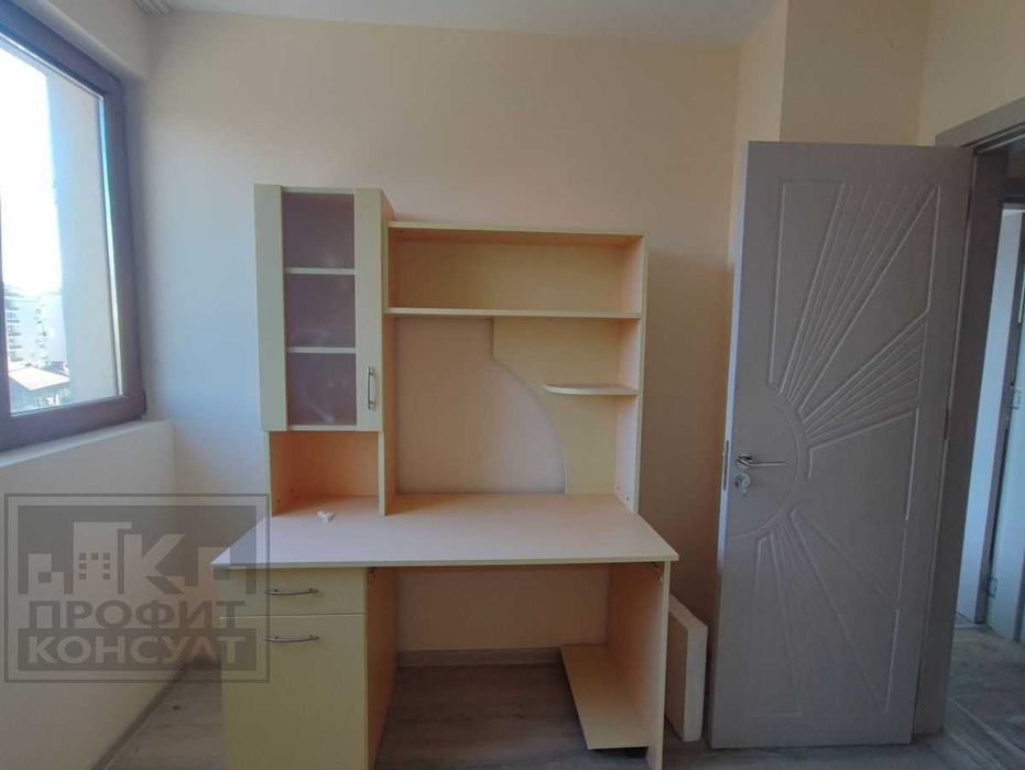 Дава се под наем Тристаен апартамент в Велико Търново, Център - 80 кв.м за 410 € - Снимка #5