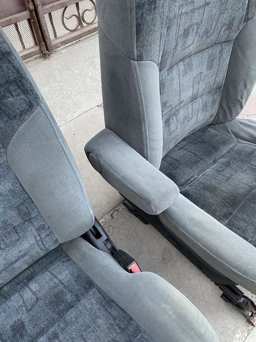 Сидения Mazda 626 передние