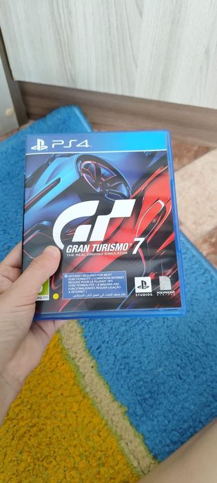Продам Gran turismo 7 срочно