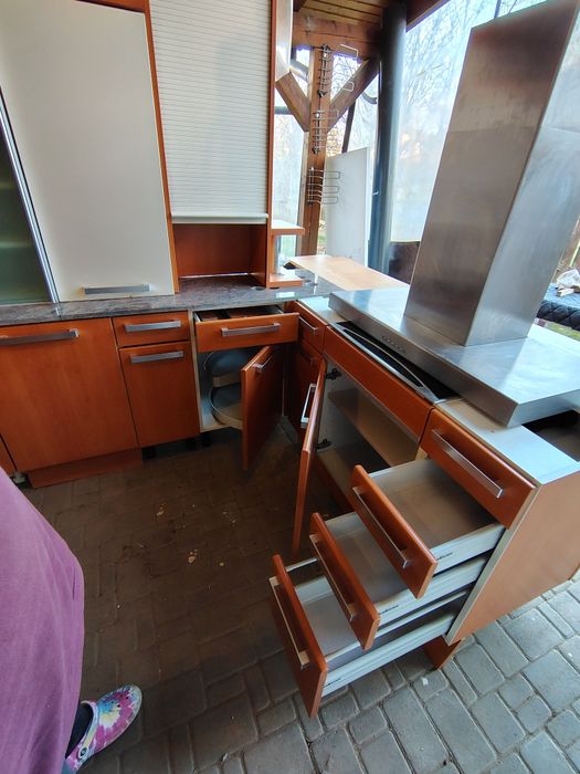 Mobila bucătărie DanKüche cu electrocasnice Neff/Bauknecht