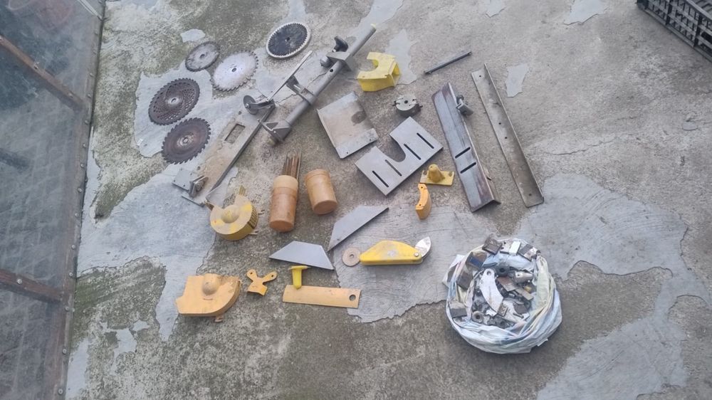 Vând aparat multifunctional tâmplărie