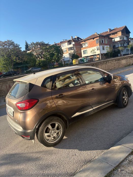 Renault Captur Първи собственик закупено от Рено Благоевград