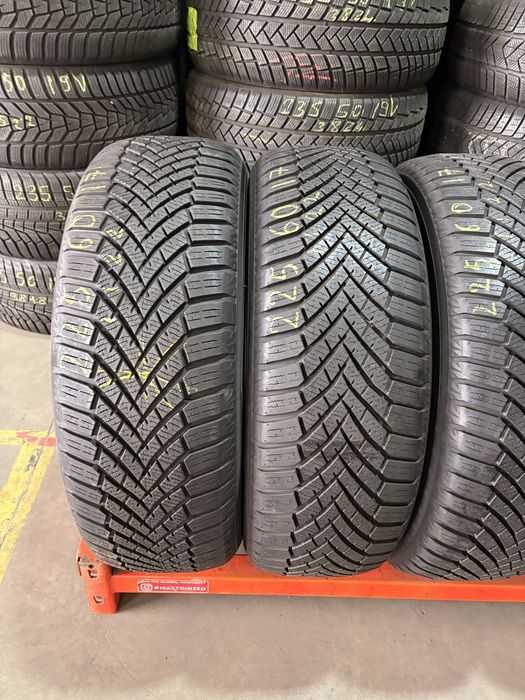 Anvelope iarna 225/60/17 Yokohama BluEarth*Winter V906 225 60 17 R 17