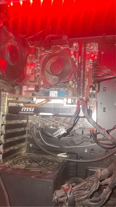 Vand/Schimb pc gaming cu Playsation 5