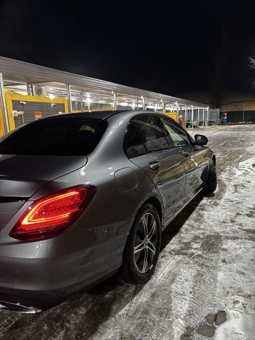 Vand Mercedes Benz C 180d