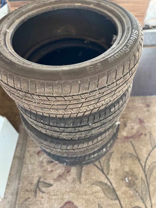 Продаються шины на Чанган CS 75+
