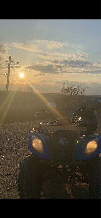 Vând atv stare perfectă