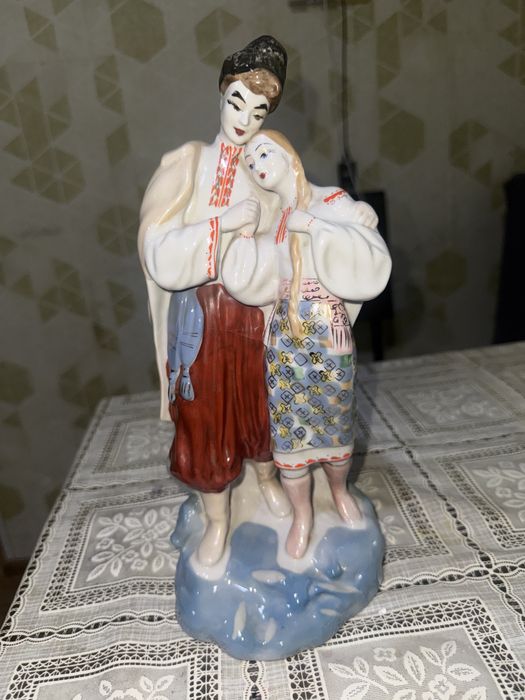 Форфоровая статуэтка Майская ночь