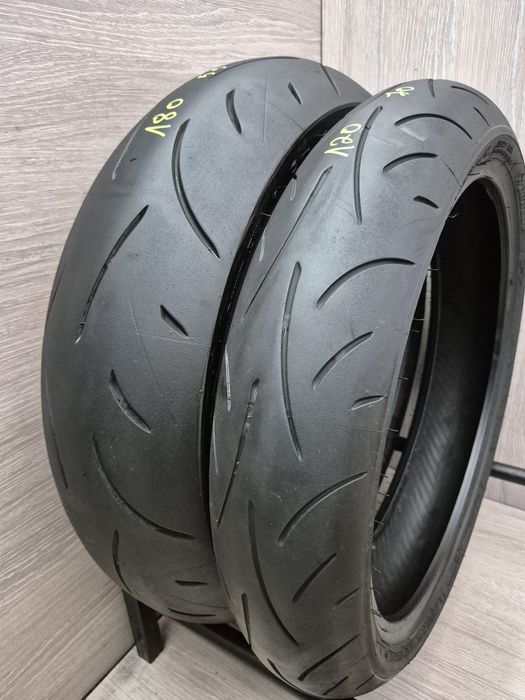 Set anvelope moto 120 70 17 cu 180 55 17 Dunlop d214 dot 2021