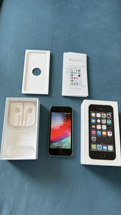 Продается iphone 5s в идеальном состоянии