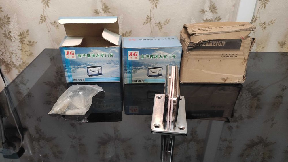 Дверные петли для стеклянных дверей