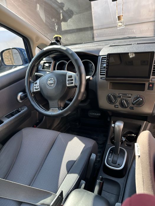 Продам Nissan versa 2008