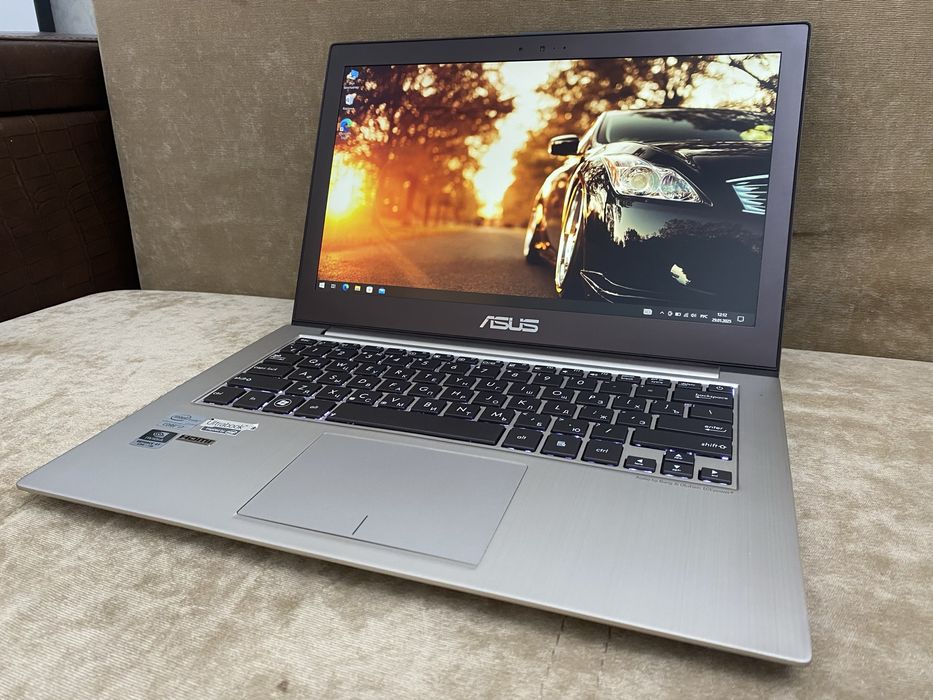 Игровой, мощный, дорогой ноутбук Asus Zenbook Core i7