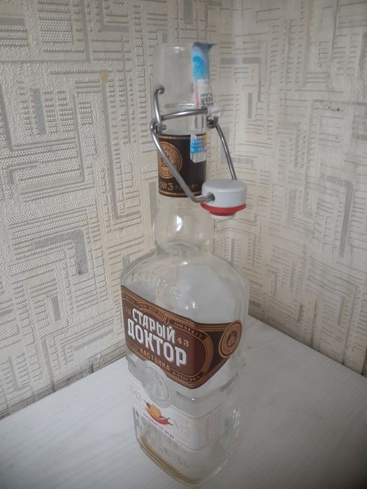 Продам бутылки для виноделов