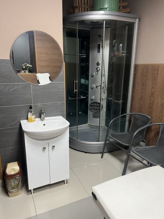 Сдаю в аренду кабинеты в салоне